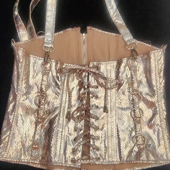 Top - Picture 2 of 5